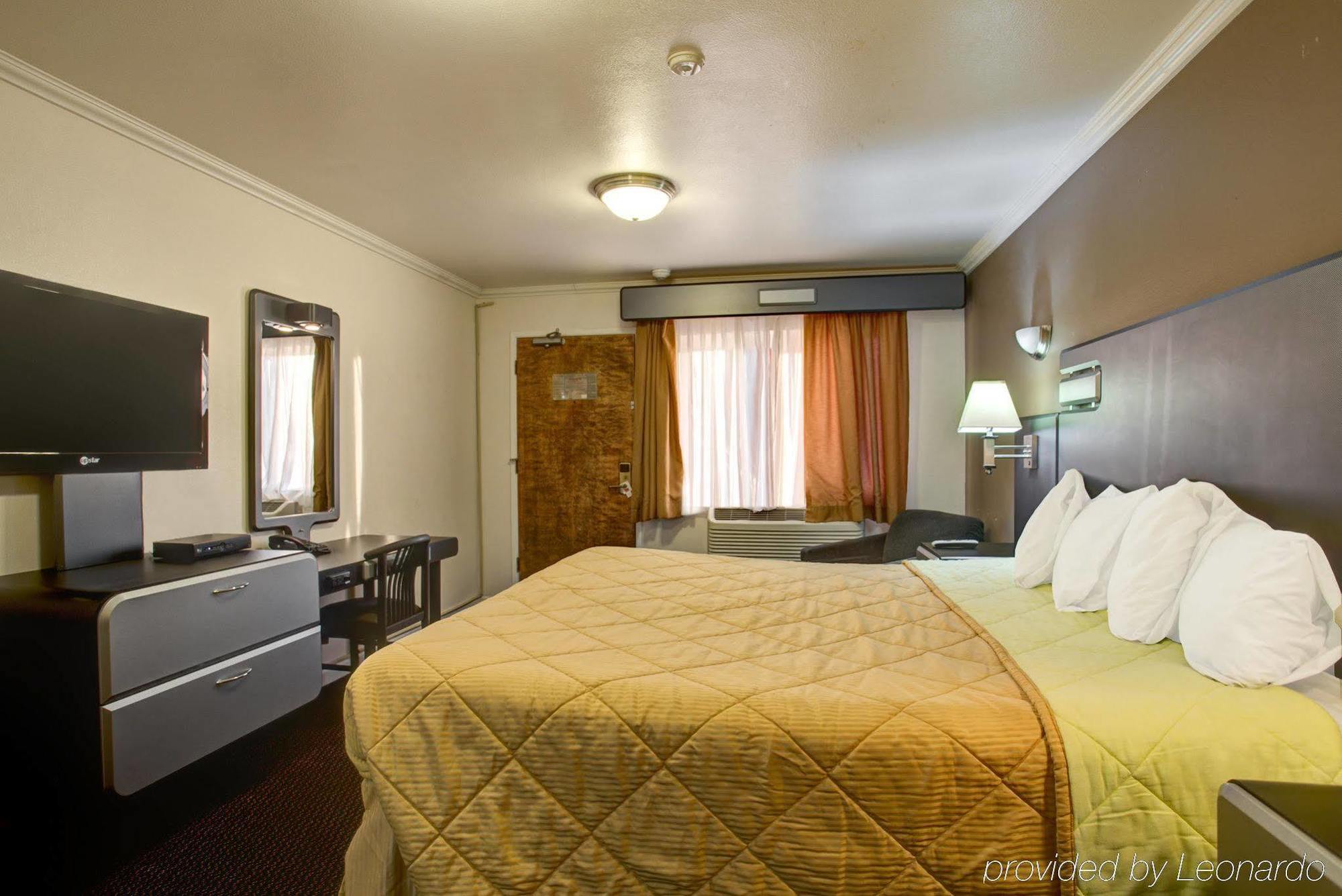 Driftwood Motel Санта Клара Екстериор снимка