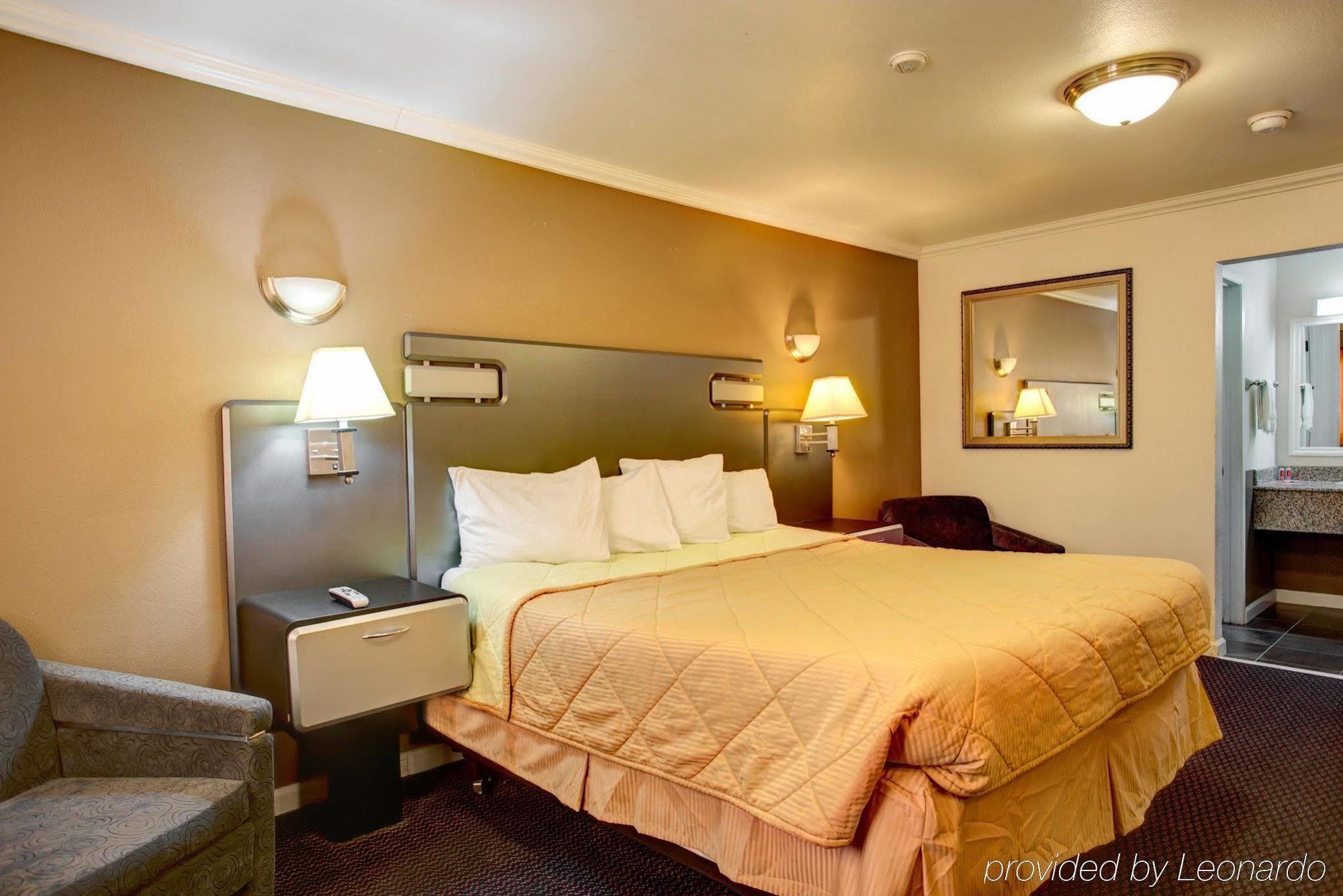 Driftwood Motel Санта Клара Екстериор снимка