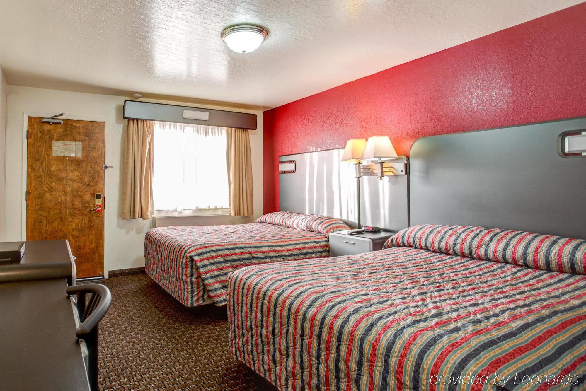 Driftwood Motel Санта Клара Екстериор снимка
